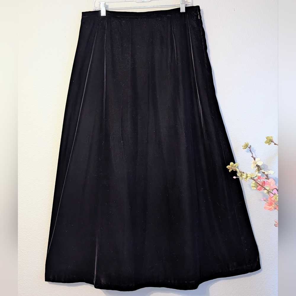 Vintage Talbots Womens Black Velvet Maxi Midi Skirt sz 16 A-line Classic Formal